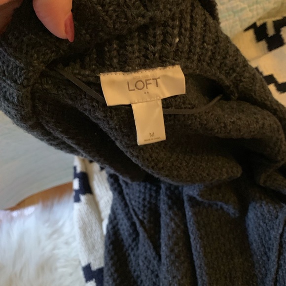 Charcoal gray oversized cardigan🌬 - Picture 3 of 3